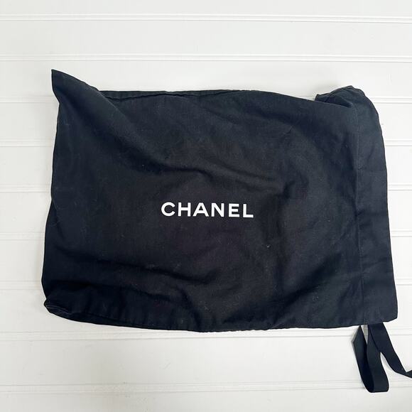 Chanel Gold Quilted CC Pearl Thong Sandals Metallic Lambskin 38.5 - Picture 4 of 16